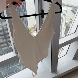 Babaton Cream V-Neck Bodysuit